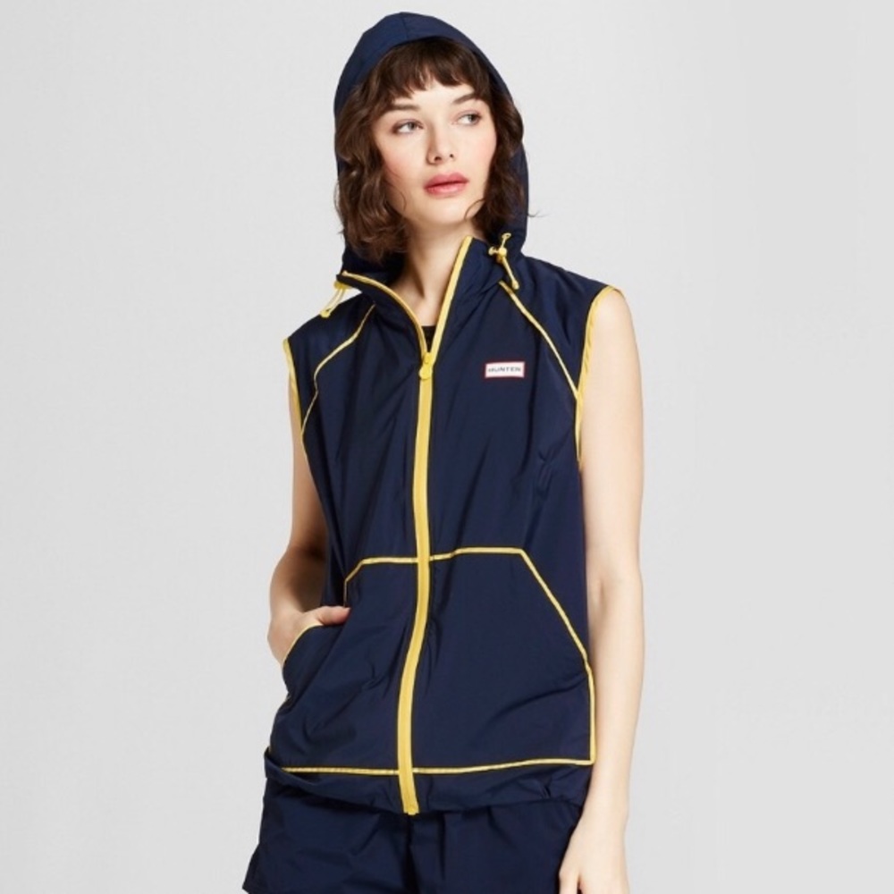 Hunter Navy and Yellow Hooded Sleeveless Jacket Vest